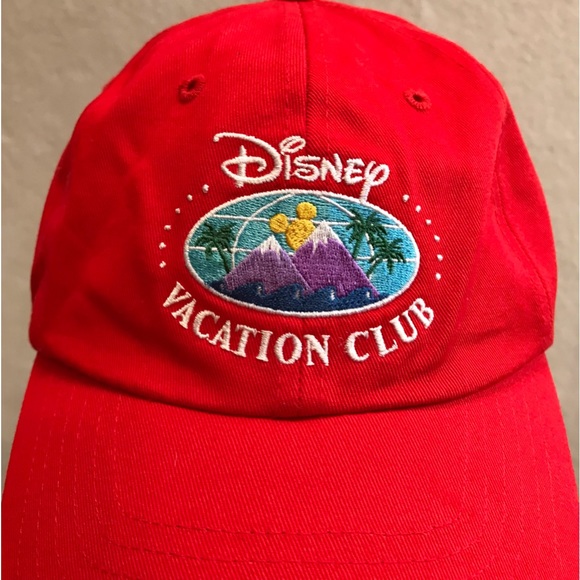 Disney Vacation Club Member embroidered hat with logo strap bright red - Picture 2 of 7